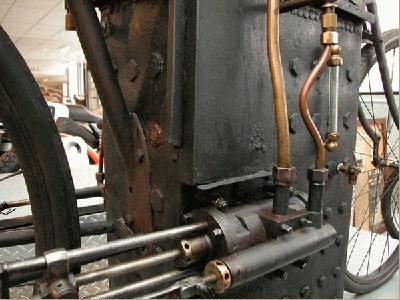 senovinis_garinis_motociklas_07.jpg