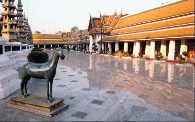 Horse statue, Wat Suthat.jpg