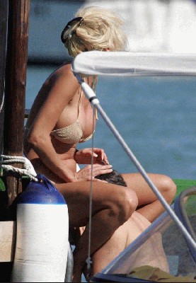 victoria_silverstedt_cunilingus_03.jpg