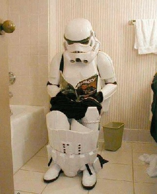 stormtrooper_on_toilet.jpg