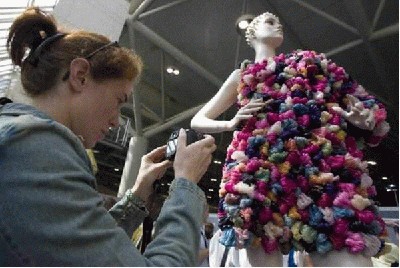 condom_dress_9.jpg