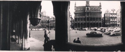 Grande Place and the Town Hall,Brussels.jpg
