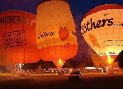 1180208451_crazy_hot_air_balloon_10.jpg