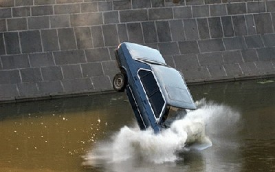 bmw_upe_milicija_04.jpg