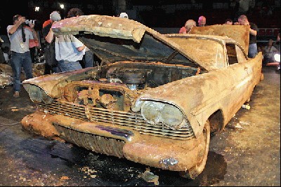 senovine_masina-Plymouth_Belvedere_03.jpg