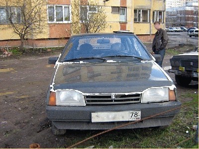 makrofleksas_automobilis_kerstas_01.jpg