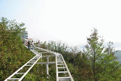 rusiski_kalneliai_atrakcionas_japonijoje_19.jpg