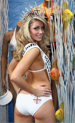 chloe_marshall_miss_england_2008_04.jpg