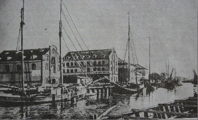 2.Danes uostas ir sandeliai XX a pradzia1.jpg