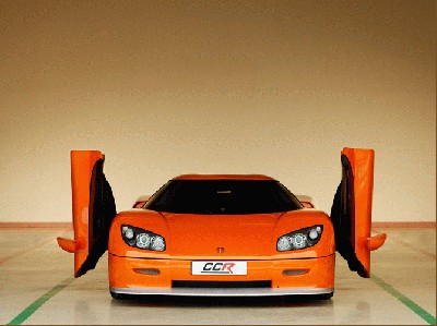 koenigsegg_ccr_06.jpg