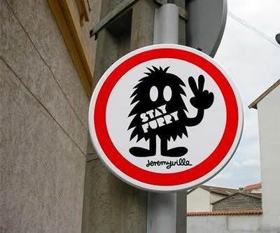 unusual-road-signs-19.jpg