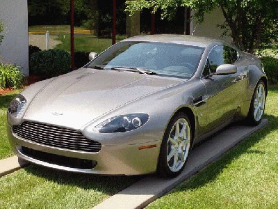 aston_martin_v8_vantage_13.jpg