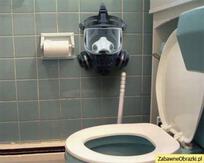 maska-przeciwgazowa-toaleta.jpg