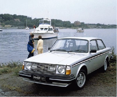 Volvo_1978_242GT.jpg