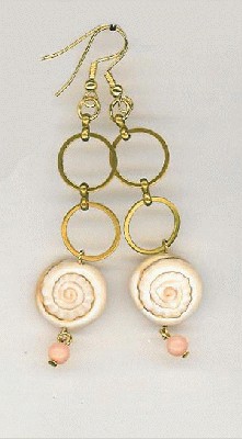 EP5-18-Shell-Earings-Pink-L.jpg